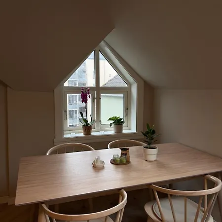 Loft With 2 Bedrooms Апартаменты Берген